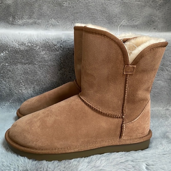 Women’s Winter / Shearling Boot - Picture 3 of 6